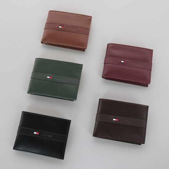 Tommy Hilfiger Men's Leather Ranger Passcase Bifold Wallet - Picture 3 of 3